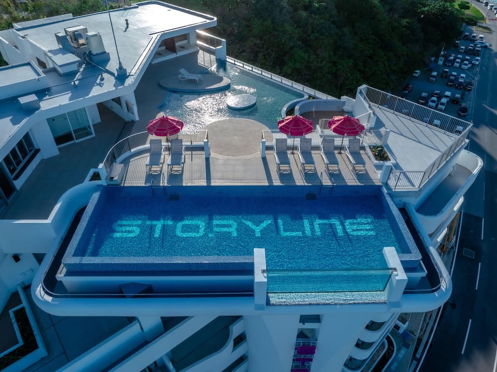 THE SENAGAJIMA STORY LINE