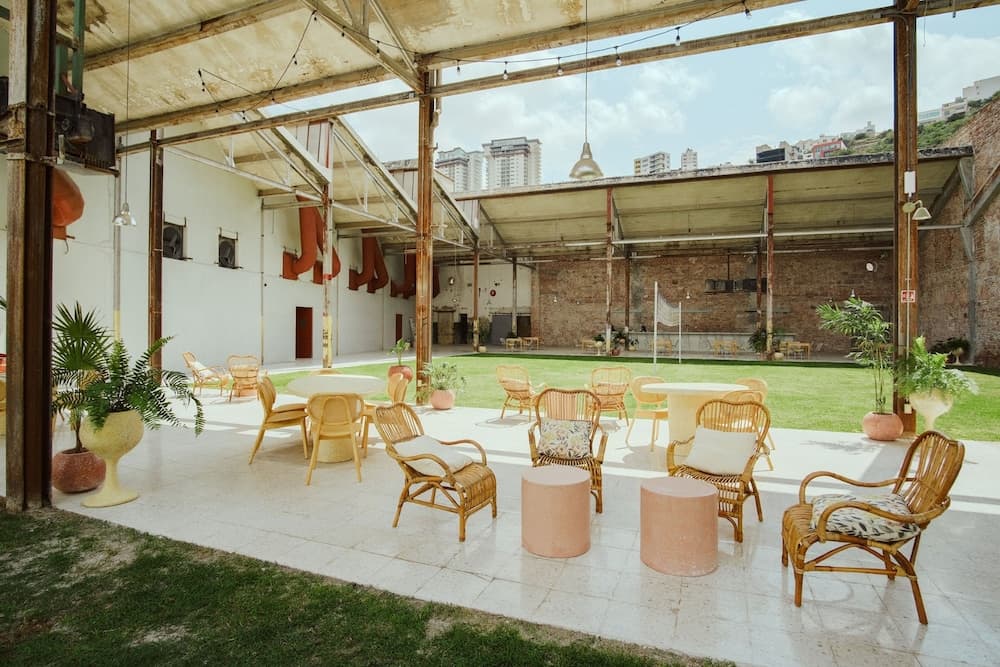 Lobi dinlenme salonu