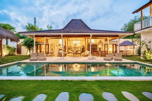 Villa Folie by Alfred in Bali