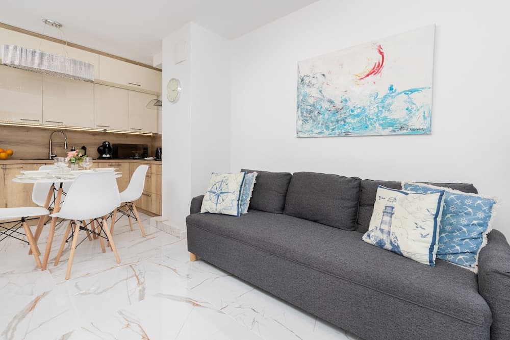 Batorego 7 Apartament Gdynia by Renters