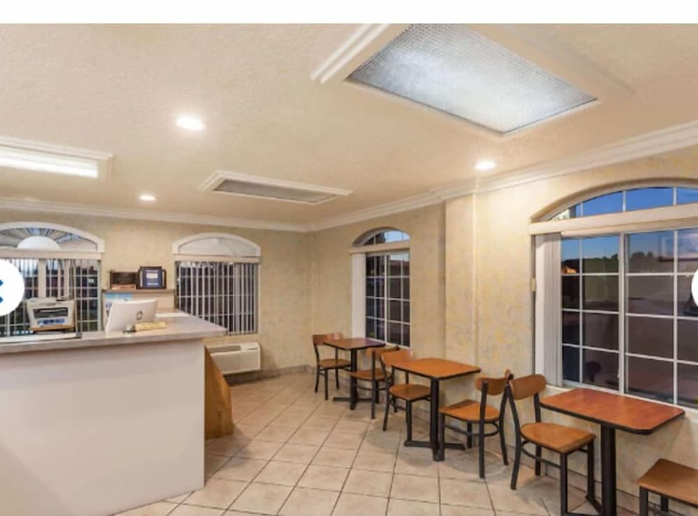 Tri City Inn