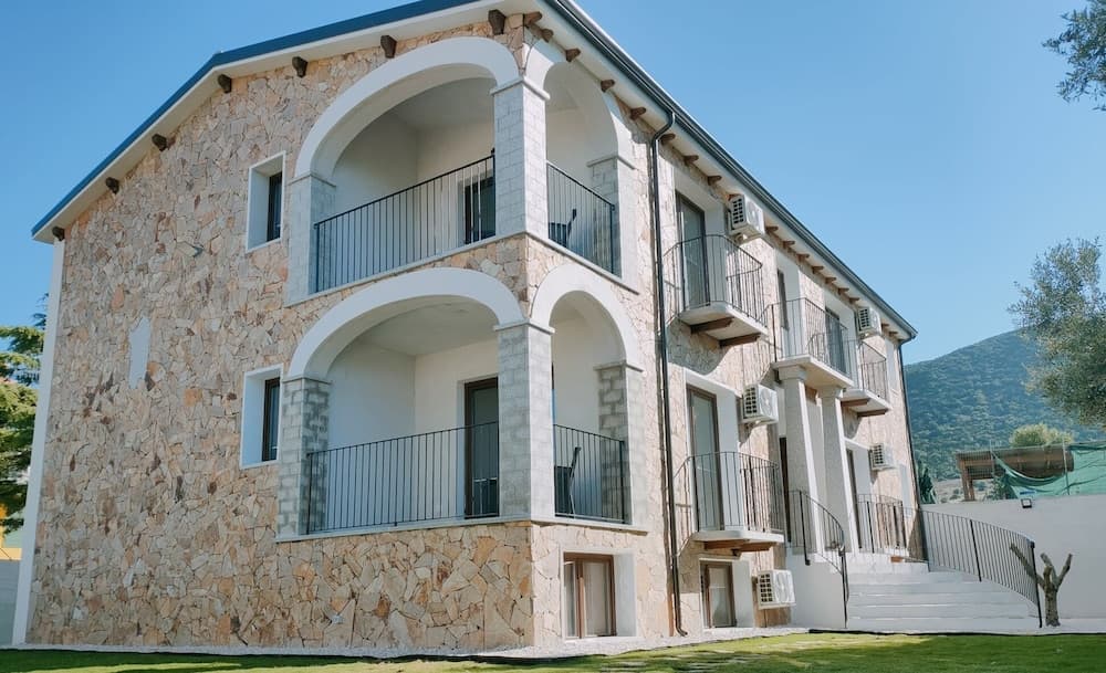 Suite Apartments i4MORI Porto Pino