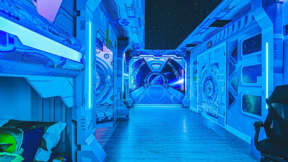 Themed Bedrooms & Private Pool Near Disney