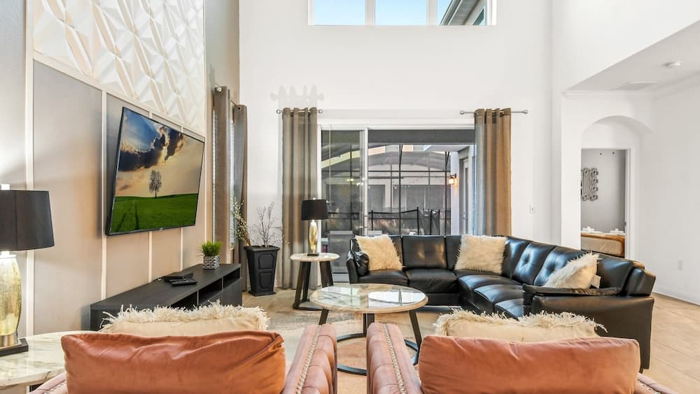 5BR Disney Villa, Private Pool,spa, Game Room