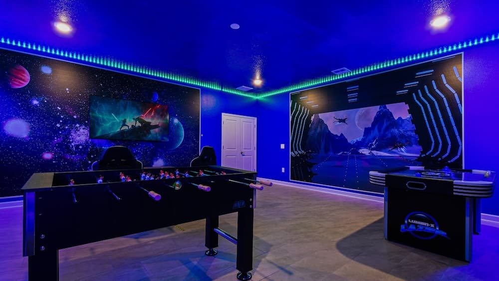 Storey Lake 6BR Lakeview Home Pool Spa Near Disney