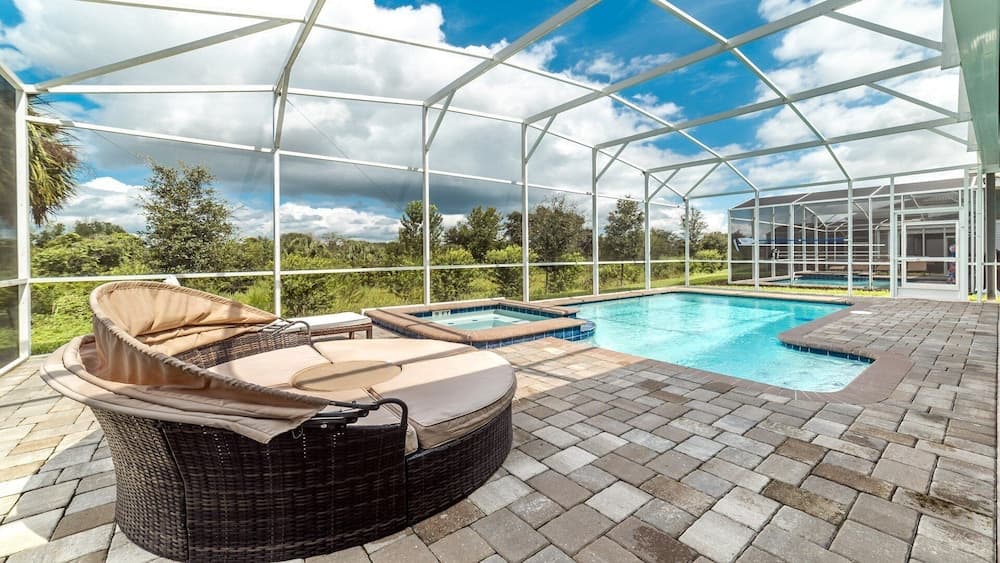 Orlando Luxury: Pool, Theater, Near Parks