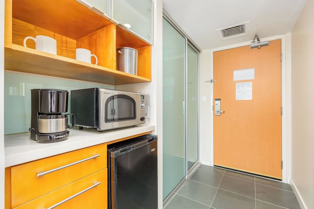 Kahve ve/veya kahve makinesi