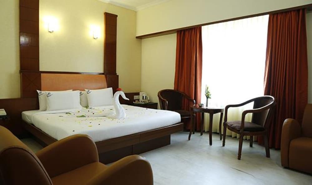 Fabhotel Prime Chennai Deluxe