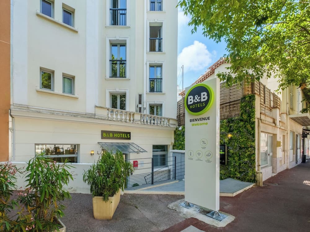 B&B HOTEL Antibes Juan-les-Pins