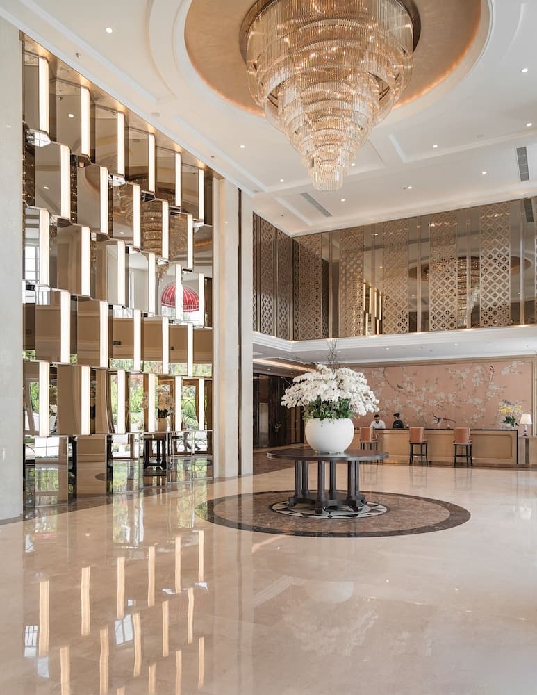 Golden Imperial Hotel