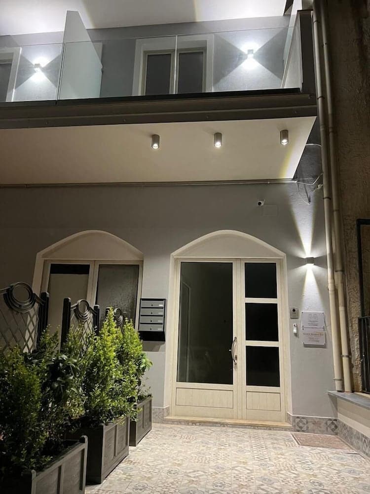 Konaklama yerinin ön cephesi