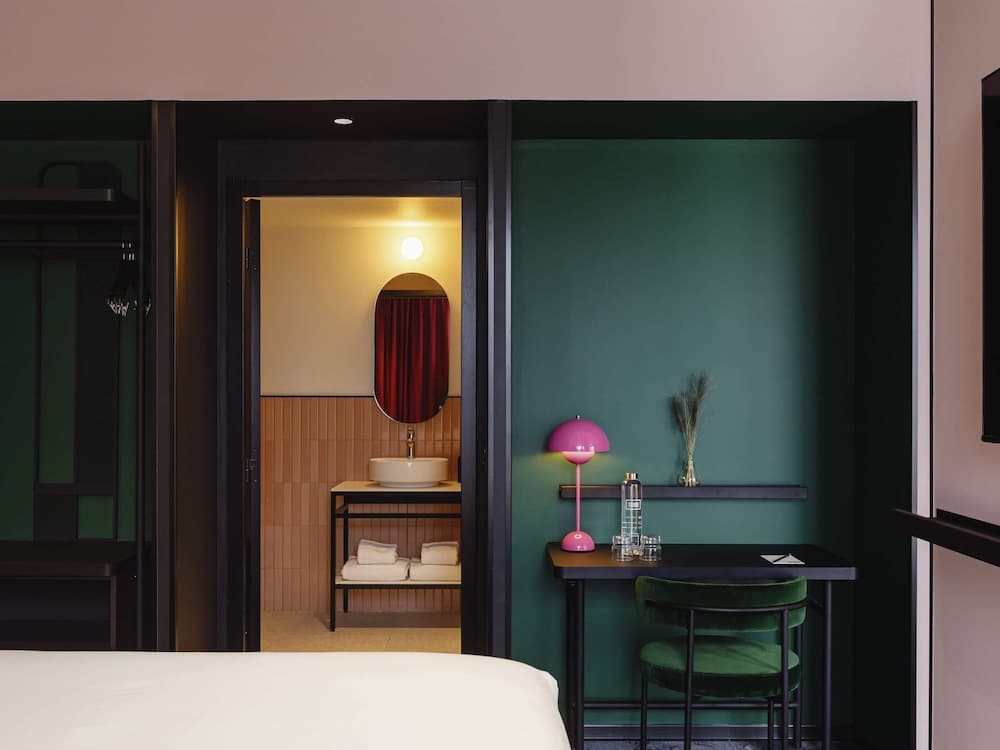 TRIBE Lyon Croix Rousse