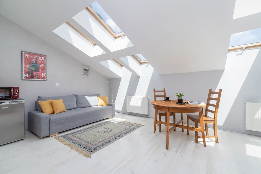 Studio Mostowa Krakow by Renters