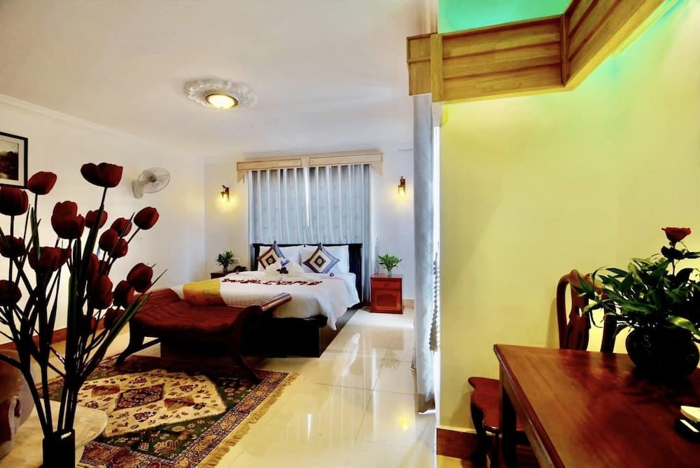 Bou Phanith Villa