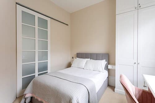 High Ceilings Cosy Flat in the Heart of Westbourne Grove