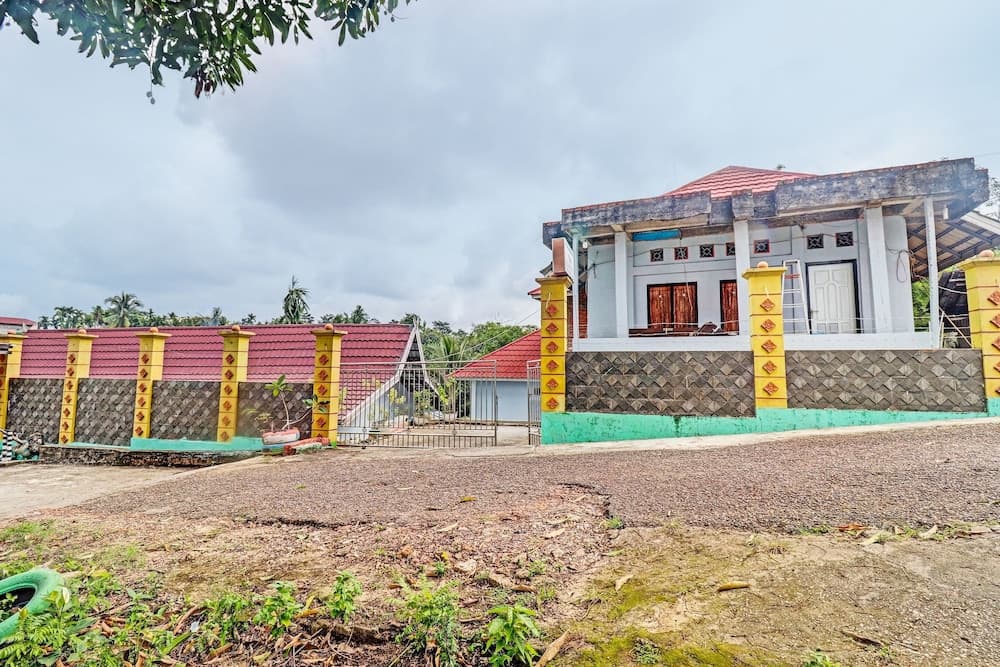 OYO 91886 Bfs Homestay Syariah