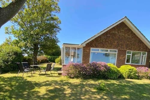 2 Bed Retreat With Amazing Sea Views in Brighton