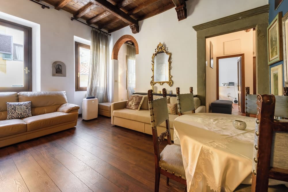 Borgo Art Apartment by Mmega