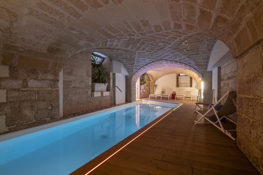 Vianna Suites & Spa