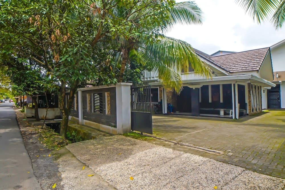 Hotel O 99 Residence