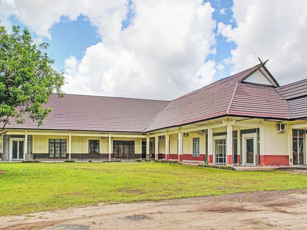 OYO 90423 Hotel Aman