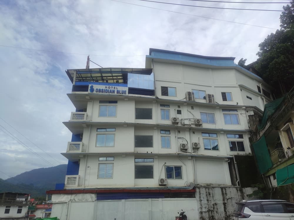 Hotel Obsidian Blue