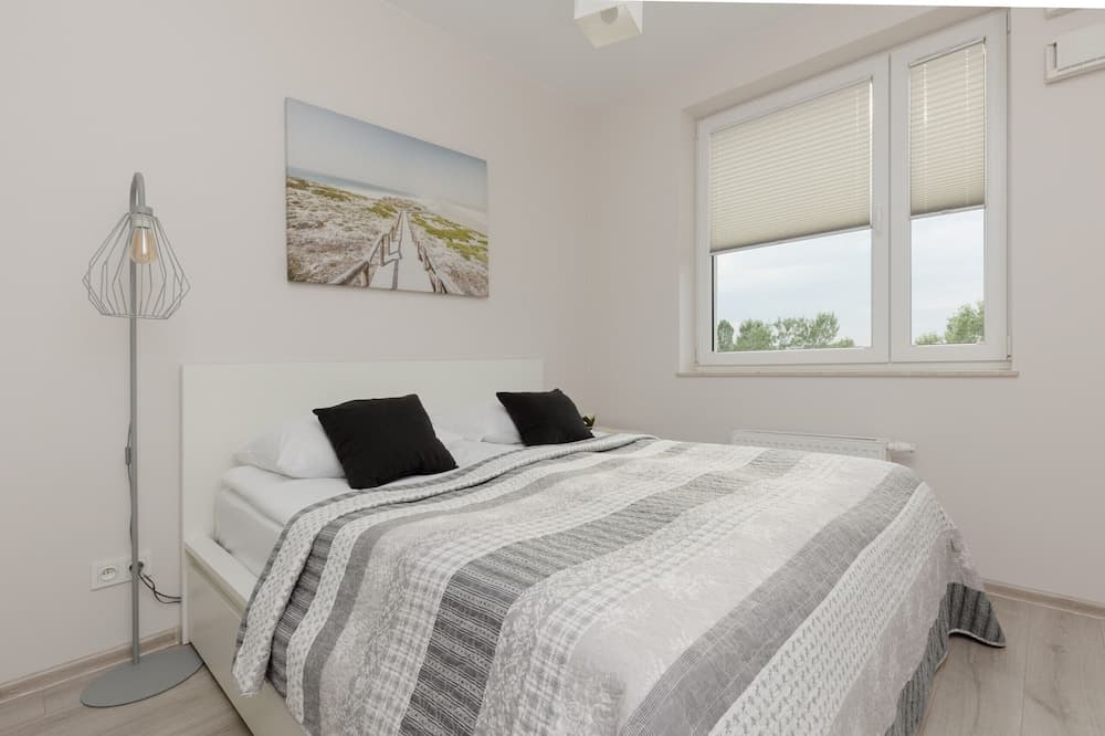 Comfy Apartment With Parking by Renters