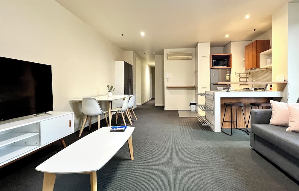 Readyset Apartments on Little Bourke
