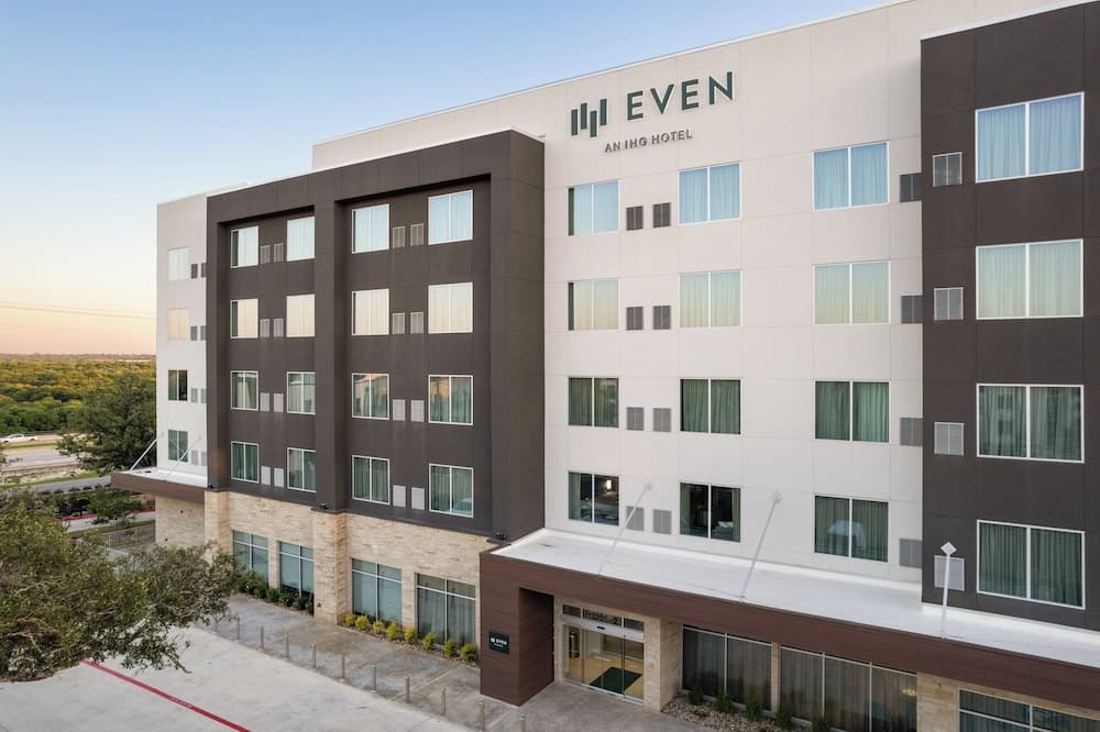 EVEN Hotel Austin Uptown Near The Domain by IHG