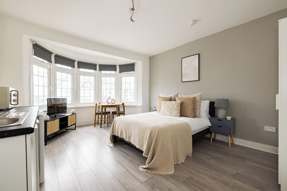 The Gladstone Studio