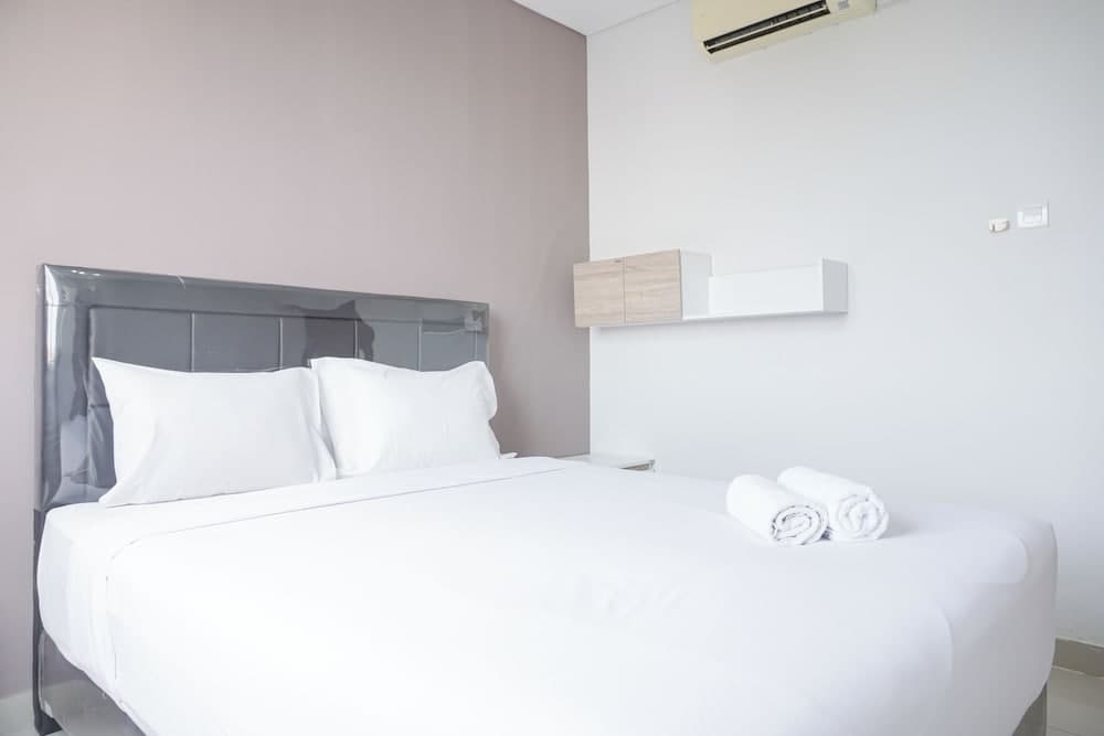 Tidy And Cozy 2Br Apartment At Royal Olive Residence