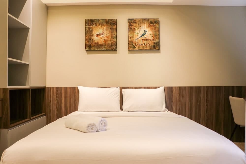 Simply Look Studio Room Gateway Park Lrt City Bekasi Apartment