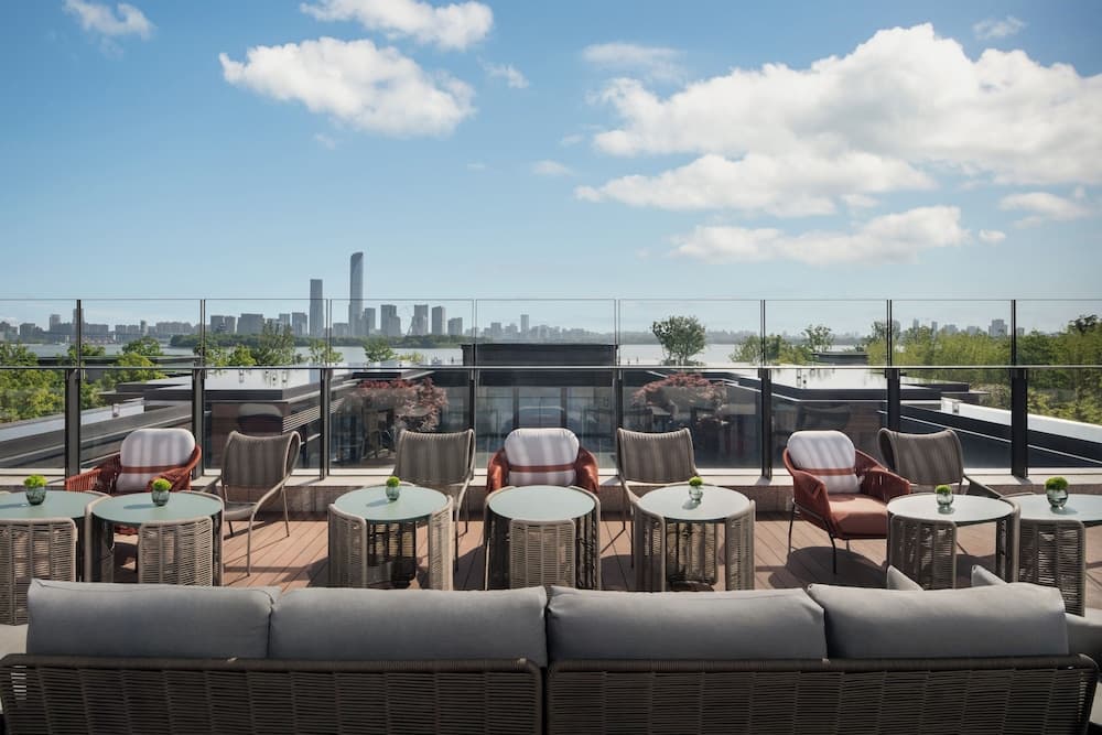 Lobi dinlenme salonu