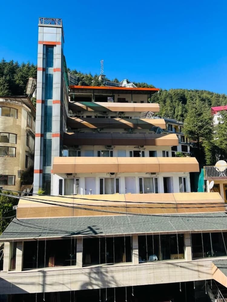 Konaklama yerinin ön cephesi