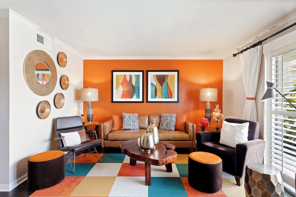 Sunkist at 411 - Community Pool