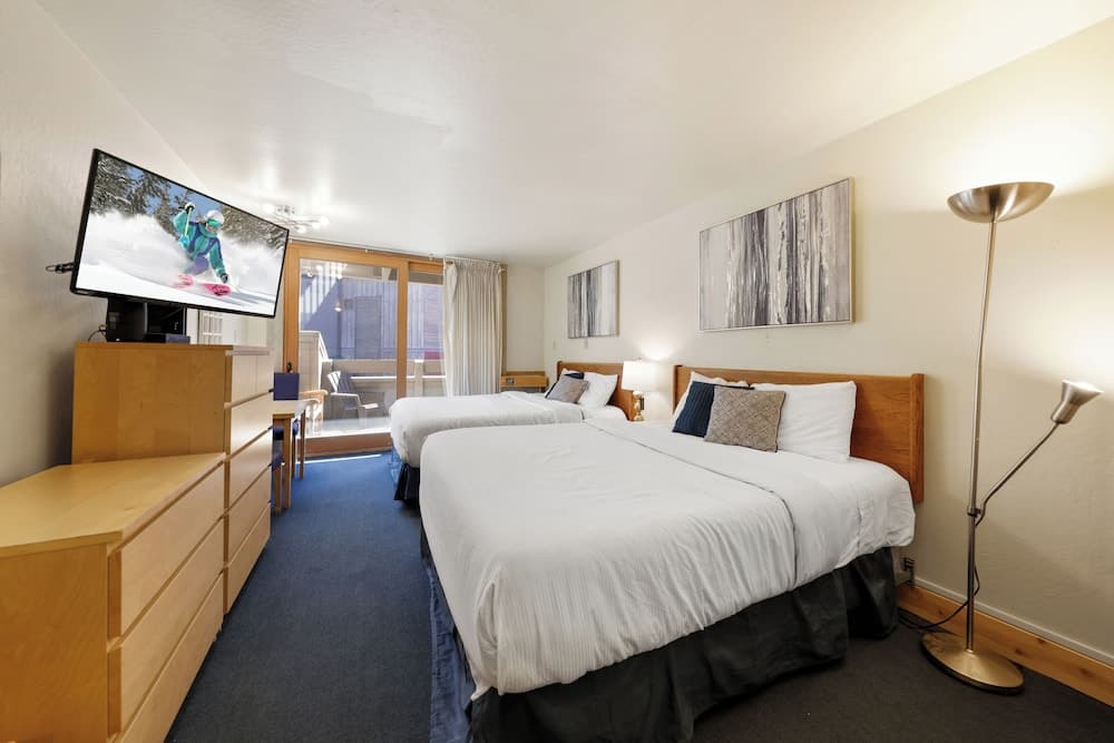 Cozy Northstar Ski Resort Condo