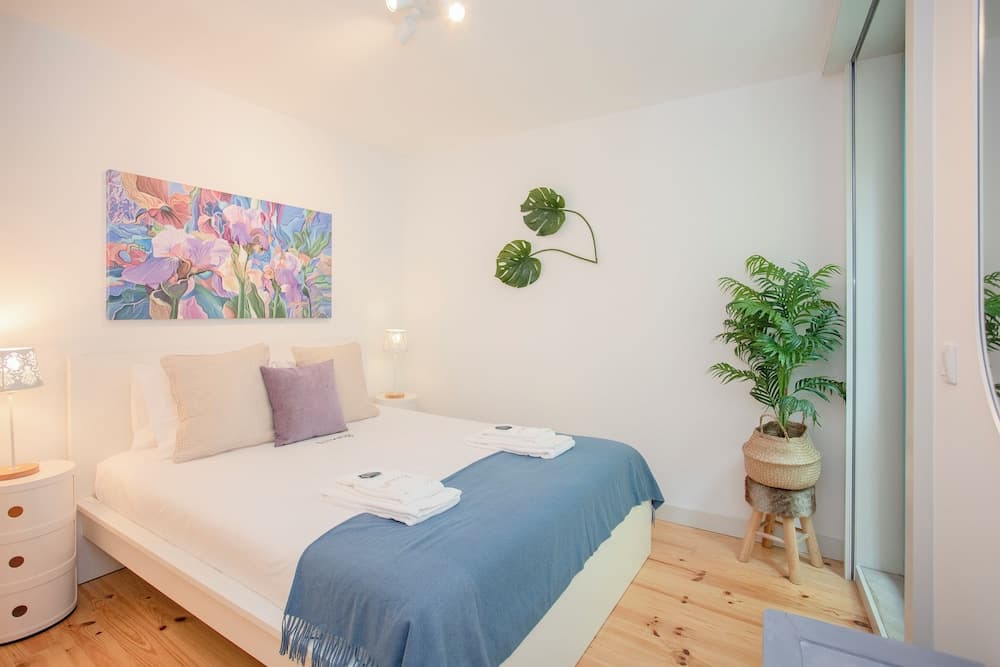 Liiiving in Porto - Boho Blue Home