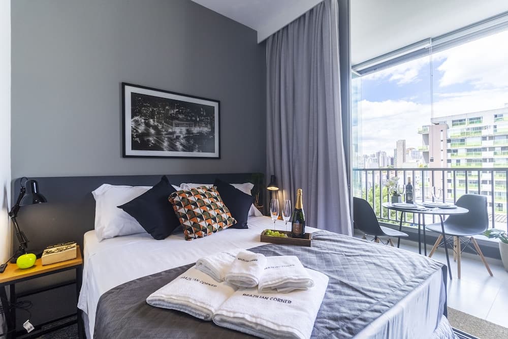 Next to Allianz Parque - Vacancy - Pool