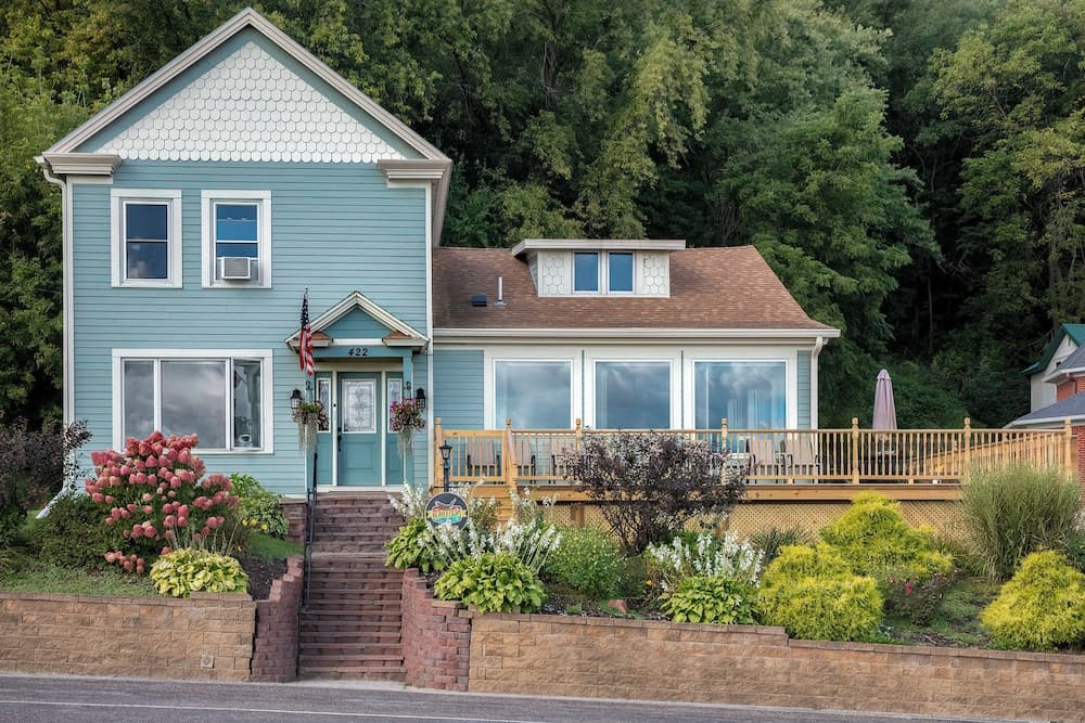 Big River Escape Grandview Manse