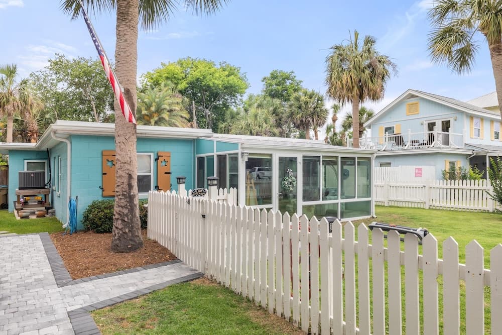 Vitamin Sea Cottage