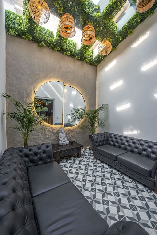 HOTEL  BALI AT POBLADO