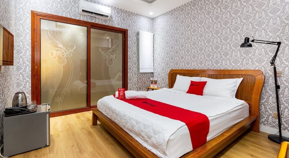 Spring Airport Hotel