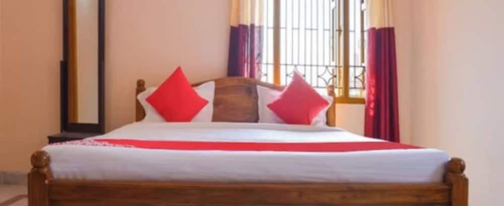 Goroomgo Caroline Homestay Bhubaneswar