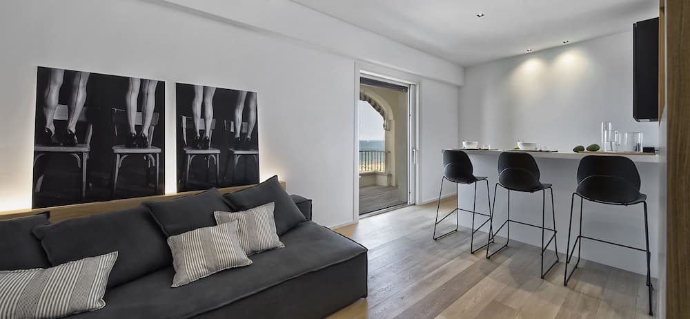 Luxury Suites Collection-Viale Milano 33