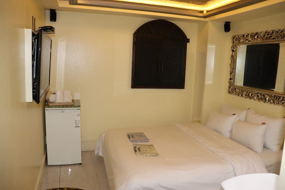 HOTEL  MARIGOLD