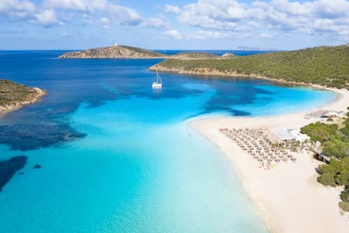 Perfectly Positioned Baia de Bahas Residence Seaview 2 Bedroom Sleeps 6-no 0894