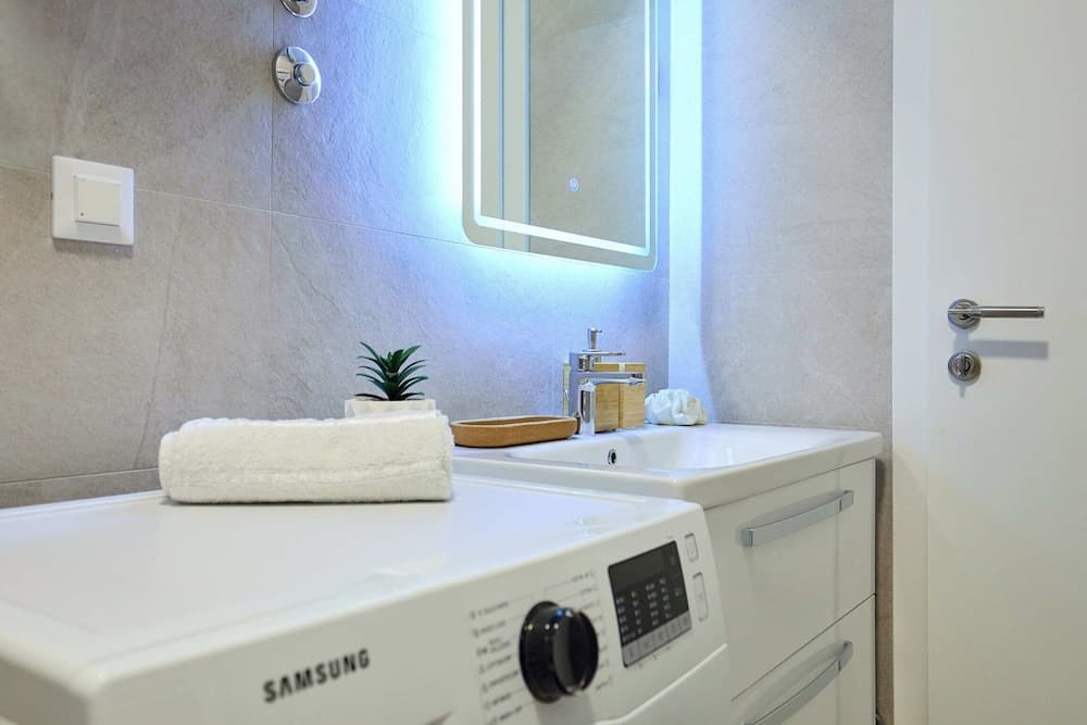 Hedera Estate, Hedera A35