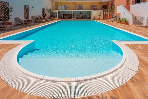 Relaxing Cristal Bedroom Apartment Sleeps 5 Num1500
