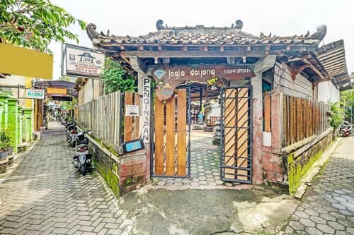 SPOT ON 91916 Joglo Doyong Homestay Syariah