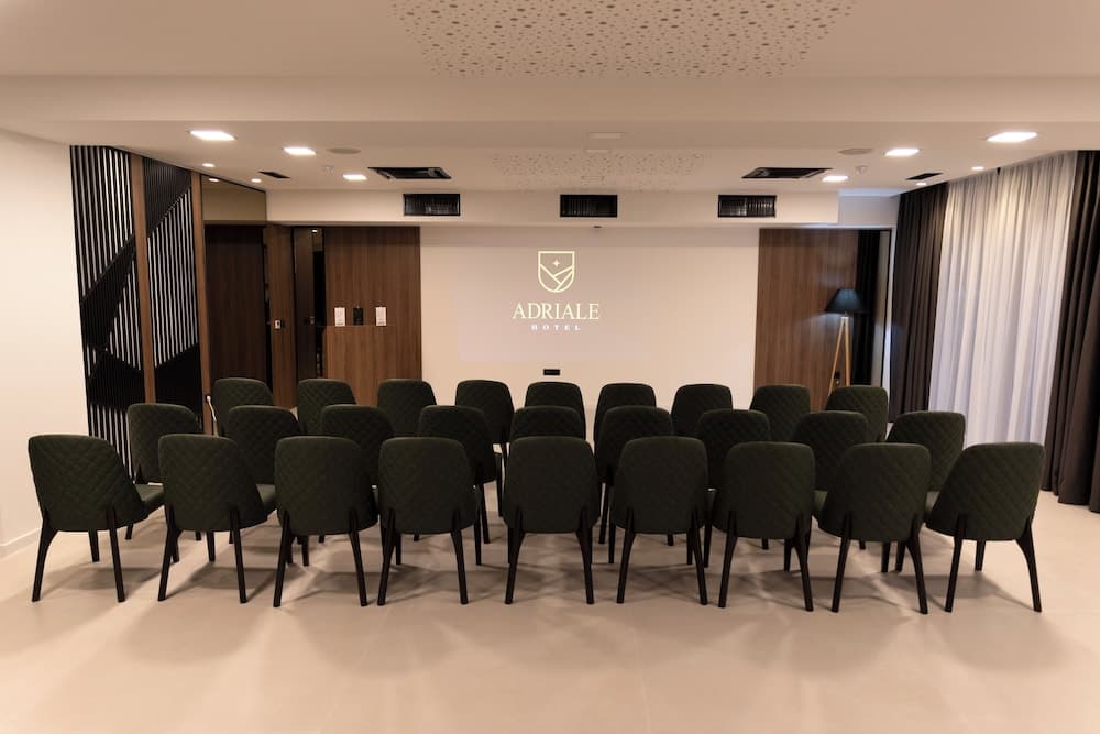 Toplantı salonu/imkânları